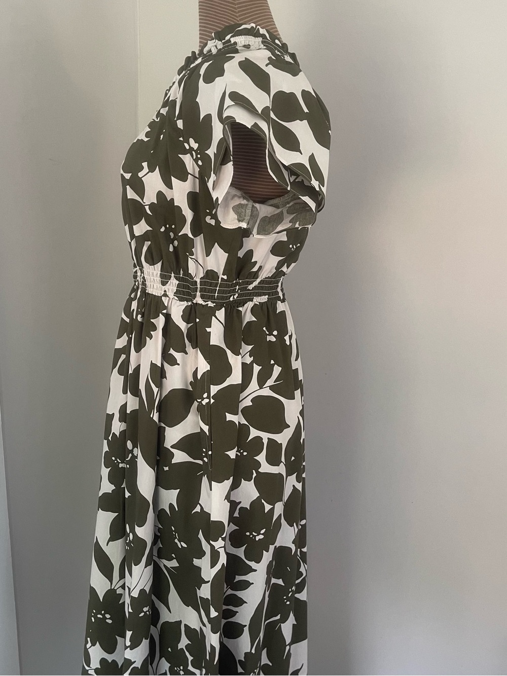 J Crew One-Shoulder Floral Midi Dress in Olive and White Cotton size S - Picture 4 of 9